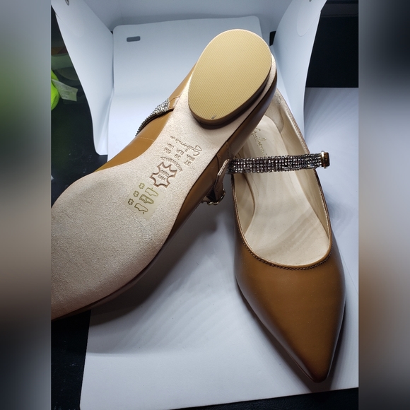 NWOT Guilhermina Ballet flats - Picture 2 of 3